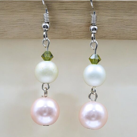 Pearl Drop Earrings Handmade - Picture 1 of 4